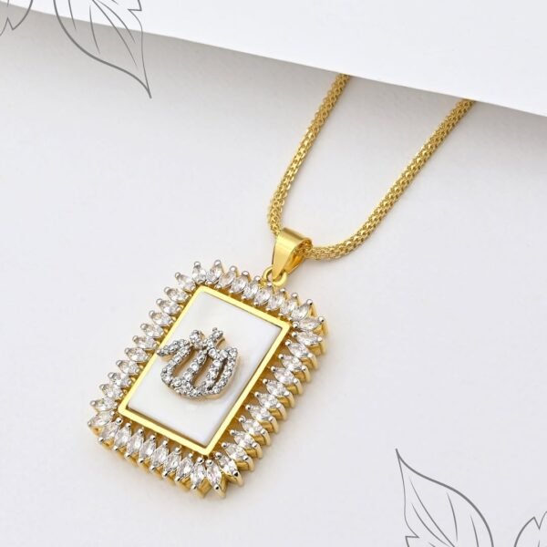 Gold Pendant Design 0027
